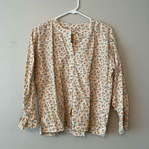 Lou & Gray button up top